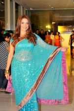 Pooja Misra inaugurates Paris De Salon at Hyatt Regency Pune on 27th June 2013 (2).jpg