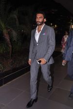 Ranveer Singh snapped at the airport as they  return from Dubai promotions of Lootera in Mumbai on 27th June 2013 (25).JPG