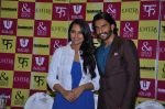 Ranveer Singh, Sonakshi Sinha at Mills & Boon launches film Lootera collection on 27th June 2013 (3).JPG