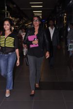 Sonakshi Sinha snapped at the airport as they  return from Dubai promotions of Lootera in Mumbai on 27th June 2013 (29).JPG