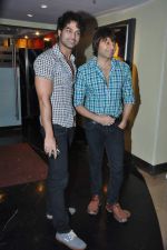 Yuvraj Parashar, Kapil Sharma at the Premiere of the film the saint who thought otherwise in Mumbai on 27th June 2013 (13).JPG