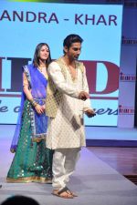 Prateik Babbar, Amyra Dastur at INIFD organises FashionShow - Vibrance 2013 in St Andrews, Mumbai on 28th June 2013 (163).JPG
