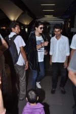 Sushmita Sen snapped as she returns from London in an amazing casual look in Mumbai Airport on 2nd July 2013 (2).JPG