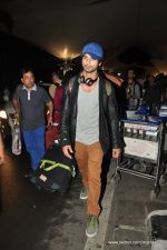 Shahid Kapoor arrive from IIFA awards 2013 in Mumbai Airport on 7th July 2013 (31).JPG