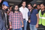 Shahrukh Khan, Abhishek Bachchan, Shahid Kapoor, Pritam Chakraborty arrive from IIFA awards 2013 in Mumbai Airport on 7th July 2013 (98).JPG
