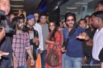 Shahrukh Khan, Abhishek Bachchan, Shahid Kapoor, Vidya Balan arrive from IIFA awards 2013 in Mumbai Airport on 7th July 2013 (90).JPG