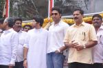 Abhishek Bachchan flags off 2 BEST buses along with Mayor of Mumbai Sunil Prabhu and Yuva Sena President Aditya Thackrey in Mayor_s Bungalow on 8th July 2013 (29).JPG