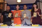 Pooja Batra, Gulshan Grover, Vishal Dadlani at One book launch in Kemps Corner, Mumbai on 9th July 2013 (44).JPG