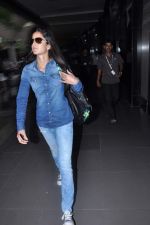 Katrina Kaif snapped at airport in Mumbai on 10th July 2013 (17).JPG