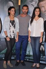 Nargis Fakhri, John Abraham, Rashi Khanna at Madras Cafe first look in Cinemax, Mumbai on 11th July 2013 (100).JPG