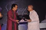 Gulzar launches Bhupinder Mitali_s album in Novotel, Mumbai on 16th July 2013 (41).JPG