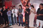 Sonam Kapoor, Farhan Akhtar, Rakesh Omprakash Mehra, Prasoon Joshi at Bhaag Mikha Bhaag success bash in J W Marriott, Mumbai on 17th July 2013 (96).JPG