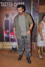 John Abraham at Gold TV awards red carpet in Mumbai on 20th July 2013 (11).JPG