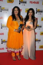 Radhika and Tulasi on the Red Carpet of _60the Idea Filmfare Awards 2012(South).jpg