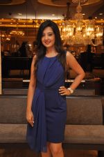 Amy billimoria_s long fluid drapes complimented the Tanishq line Inara in Mumbai on 27th July 2013  (3).JPG
