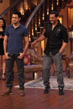 Akshay Kumar, Imran Khan promote Once upon a time in Mumbai Dobara on the sets of Comedy Nights with Kapil in Filmcity on 1st Aug 2013 (105).JPG