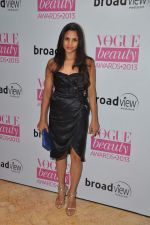 at Vogue Beauty Awards in Taj Land_s End, Mumbai on 1st Aug 2013 (13).JPG
