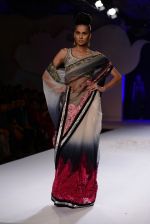 Model walk for Varun Bahl_s show for Audi at PCJ Delhi Couture Week on 2nd Aug 2013 (84).JPG