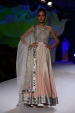 Model walk for Varun Bahl_s show for Audi at PCJ Delhi Couture Week on 2nd Aug 2013 (99).JPG