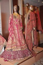 at Tarun Tahiliani Couture Exposition 2013 in Mumbai on 2nd Aug 2013 (107).JPG