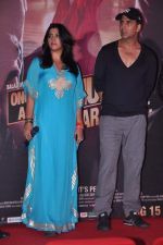 Akshay Kumar, Ekta Kapoor at 3rd Promo Launch of Once Upon A Time in Mumbai Dobbara in PVR, Mumbai on 3rd Aug 2013 (77).JPG