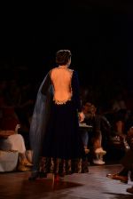 Model walks for Manish Malhotra show at PCJ Delhi Couture Week 2013 on 4th Aug 2013 (170).JPG