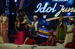Sonakshi Sinha on the sets of Indian Idol Junior Eid Special in Mumbai on 4th Aug 2013 (56).JPG