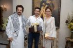 Akbar Khan at Sanjay and Zareen Khan_s Iftar party in Sanjay Khan_s Residence, Mumbai on 6th Aug 2013 (186).JPG