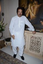 Akbar Khan at Sanjay and Zareen Khan_s Iftar party in Sanjay Khan_s Residence, Mumbai on 6th Aug 2013 (308).JPG