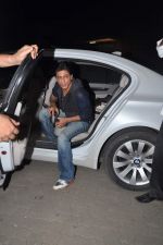 Shahrukh Khan snapped during photoshoot at Mehboob Studios in Mumbai on 6th Aug 2013 (43).JPG