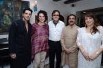 Zayed Kahn, Sanjay Khan, Zarine Khan at Sanjay and Zareen Khan_s Iftar party in Sanjay Khan_s Residence, Mumbai on 6th Aug 2013 (190).JPG