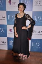 Karisma Kapoor on Day 4 of IIJW 2013 on 7th Aug 2013,1 (24).JPG