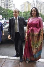 Hema Malini at Society Collection in WTC, Mumbai on 8th Aug 2013 (22).JPG