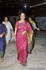 Hema Malini at Society Collection in WTC, Mumbai on 8th Aug 2013 (30).JPG