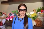 Karisma Kapoor in an upbeat mood at Godrej Nature_s Basket Bandra for the launch of _Healthy Alternatives_ section3.jpg