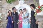 Shahrukh Khan, Gauri Khan, Aryan Khan, Suhana Khan at Shahrukh Khan_s Eid Party on 9th Aug 2013 (208).JPG