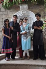 Shahrukh Khan, Gauri Khan, Aryan Khan, Suhana Khan at Shahrukh Khan_s Eid Party on 9th Aug 2013 (237).JPG