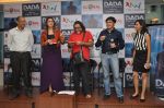 Huma Qureshi unveils Vibhor Tikiya_s book DADA in Mumbai on 13th Aug 2013 (23).JPG