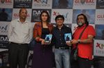 Huma Qureshi unveils Vibhor Tikiya_s book DADA in Mumbai on 13th Aug 2013 (38).JPG
