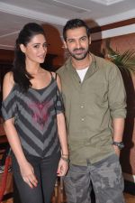 Nargis Fakhri and John Abraham promotes Madras Cafe at a special TV shoot in Taj Land_s End on 13th Aug 2013 (23).JPG