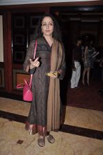 Hema Malini at Tanisha_s play premiere in Taj Land_s End, Mumbai on 15 Aug 2013 (66).JPG
