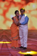 Disha Vakani, Dilip Joshi at SAB tv Awards performances in NCPA, Mumbai on 18th Aug 2013 (11).JPG