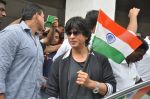 Shahrukh Khan at Imax Wadala, Mumbai on 15th Aug 2013 (9).JPG