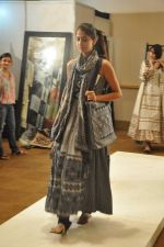 Lakme fashion week day 2 fittings in Grand Hyatt, Mumbai on 19th Aug 2013 (38).JPG