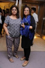 Kajal Anand and Archana Goel at RRO Gucci event in Trident Hotel, Mumbai on 23rd Aug 2013.jpg