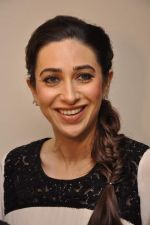 Karisma Kapoor at Driver_s Day event in Trident, Mumbai on 23rd Aug 2013 (1).JPG