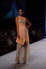 Model walk the ramp for Ranna Gill show at LFW 2013 Day 1 in Grand Haytt, Mumbai on 23rd Aug 2013 (177).JPG