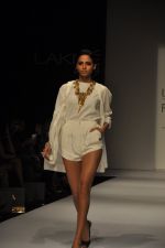 Model walk the ramp for House of Chic show at LFW 2013 Day 5 in Grand Haytt, Mumbai on 27th Aug 2013  (49).JPG