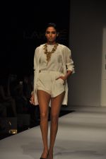 Model walk the ramp for House of Chic show at LFW 2013 Day 5 in Grand Haytt, Mumbai on 27th Aug 2013  (50).JPG