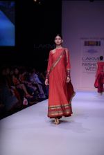 Model walk the ramp for Shruti Sancheti show at LFW 2013 Day 4 in Grand Haytt, Mumbai on 26th Aug 2013 (107).JPG